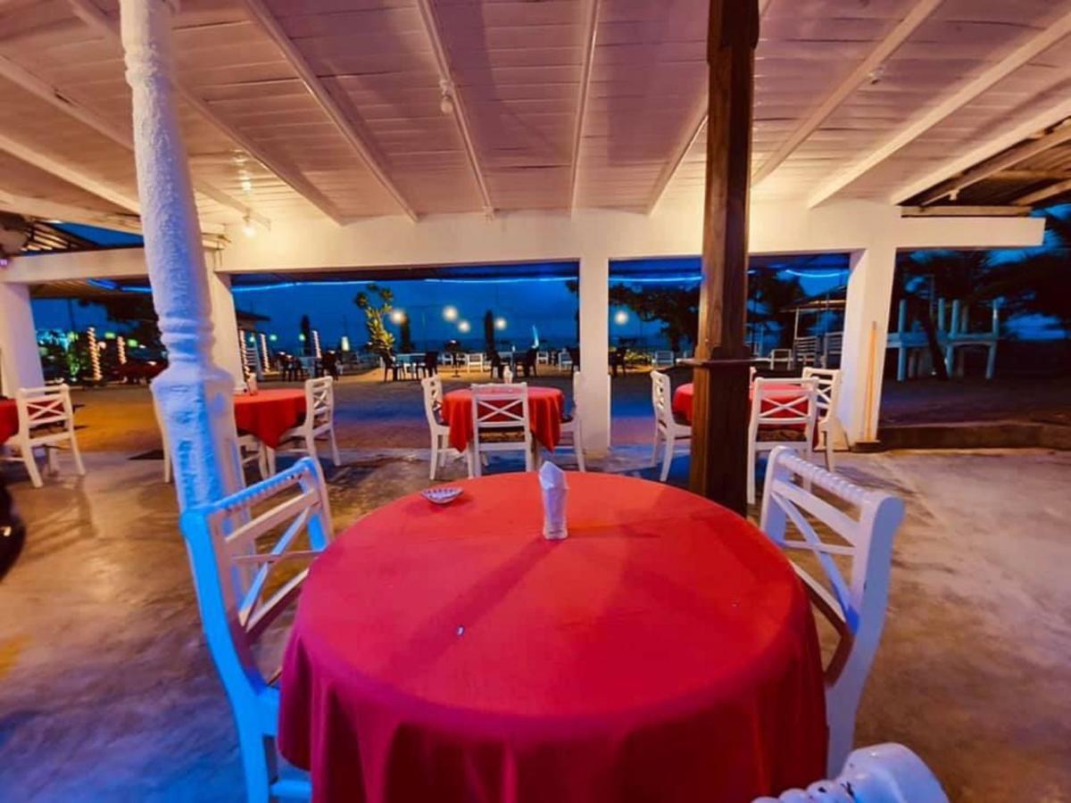 Hotel Neptune Bay Unawatuna Beach Ngoại thất bức ảnh